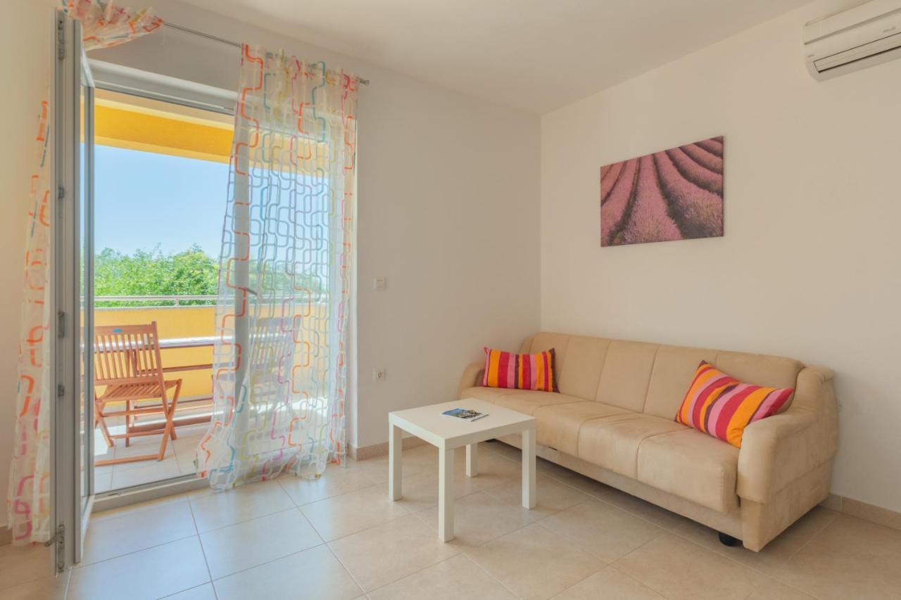 Apartments Quarnero ราบัซ ภายนอก รูปภาพ