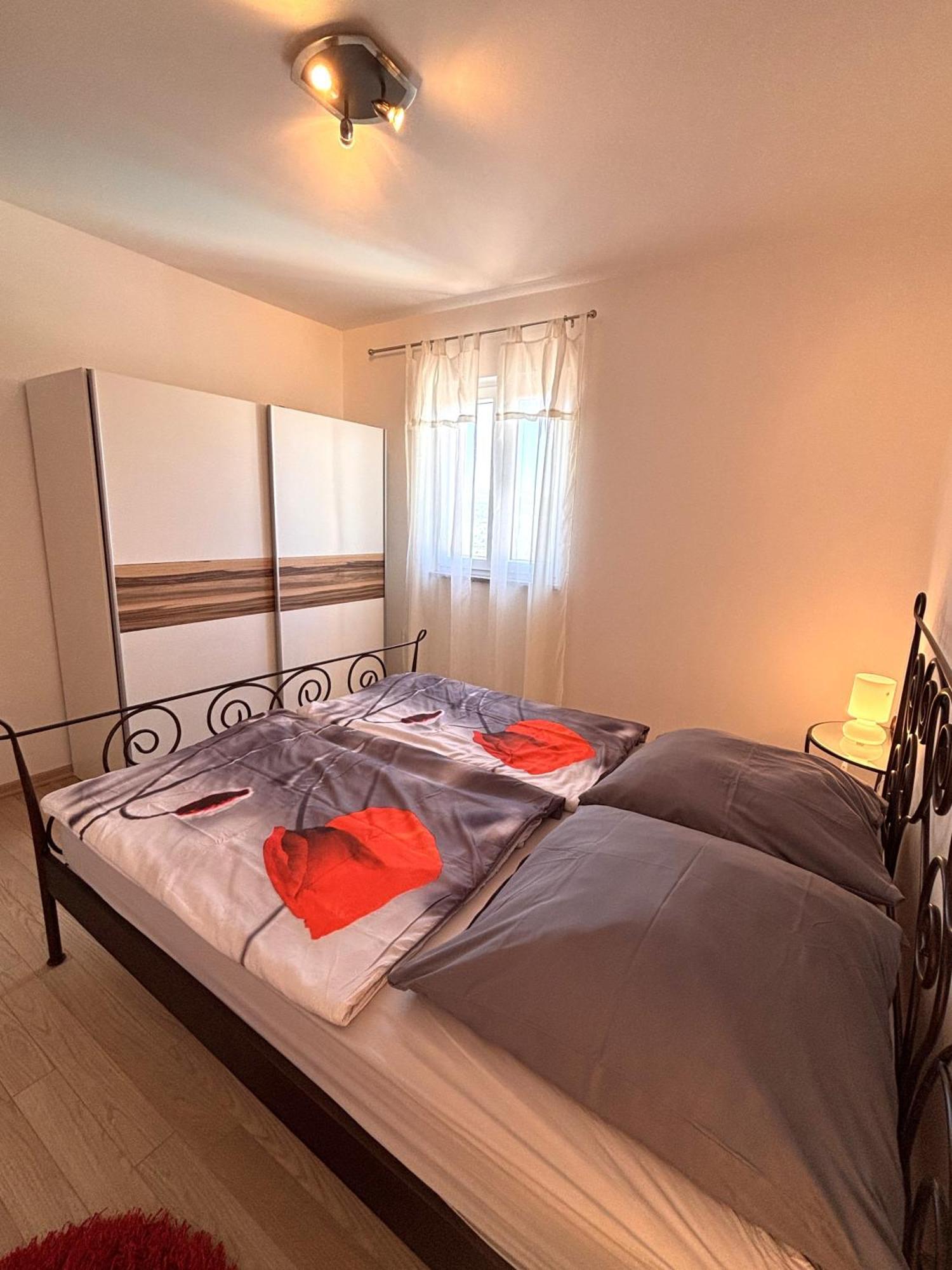Apartments Quarnero ราบัซ ภายนอก รูปภาพ